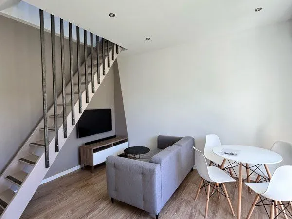 Loue T2 avec terrasse