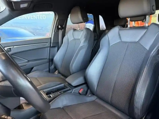 Audi Q3 45 tfsi e 245ch s tronic 6 — photo 8