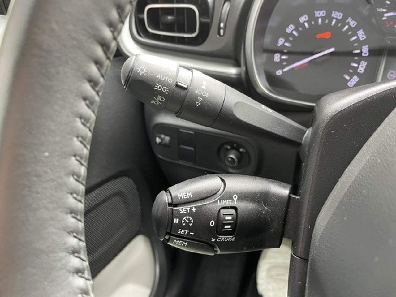 Citroën C3 puretech 110 s&s bvm6 shine pack — photo 25