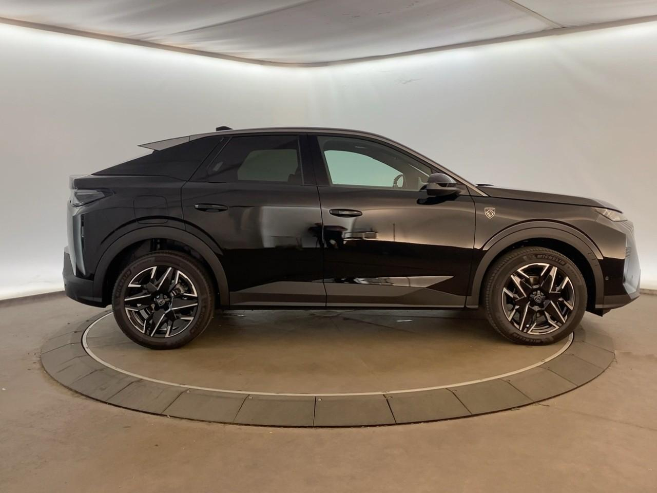Peugeot 3008 hybrid 145 e-dcs6 gt — photo 4