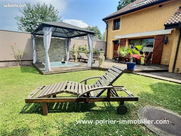 Maison 5 pièces 184 m²