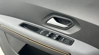 Dacia Sandero 1.0 TCe 90ch Stepway Extreme -24 — photo 16
