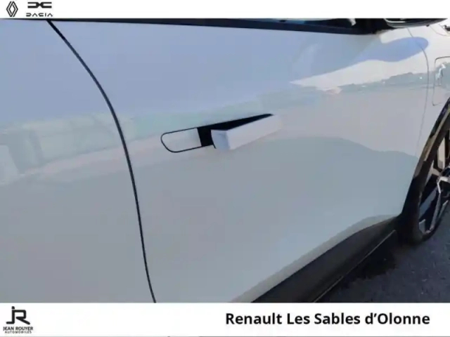 Renault Megane e-tech electric ev60 220ch techno super charge — photo 12