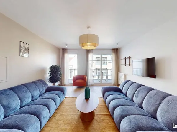 Appartement 1 pièce 232 m²