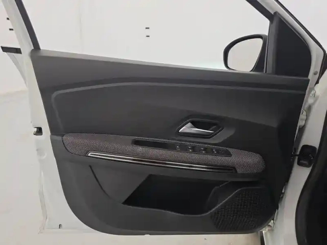 Dacia Jogger eco-g 100 7 places — photo 44