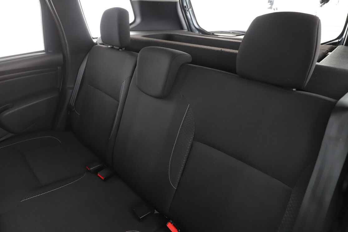 Dacia Duster 1.5 dCi Silver Line 4x4 — photo 13