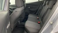 Peugeot 2008 1.2 Hybrid 145ch Style e-DCS6 — photo 13