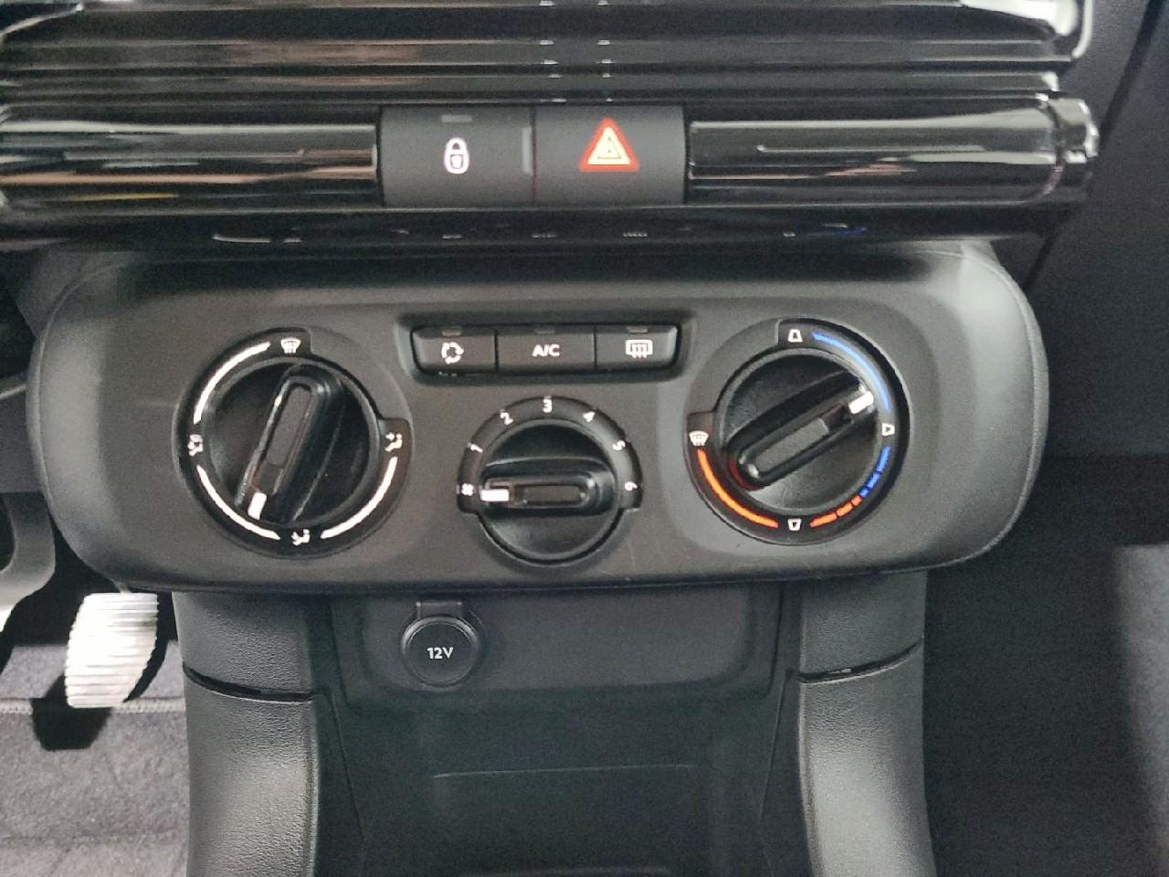Citroën C3 puretech 83 ch bvm5 you — photo 18