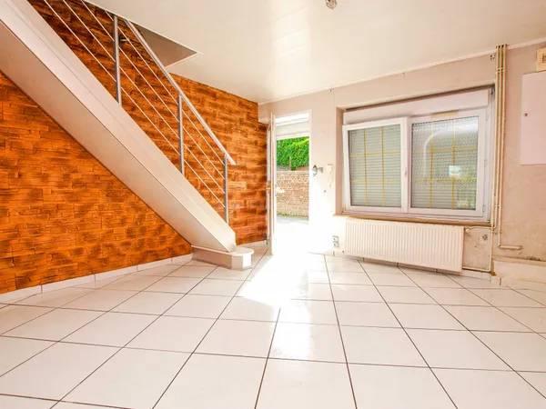 MAISON AVEC JARDIN EN IMPASSE