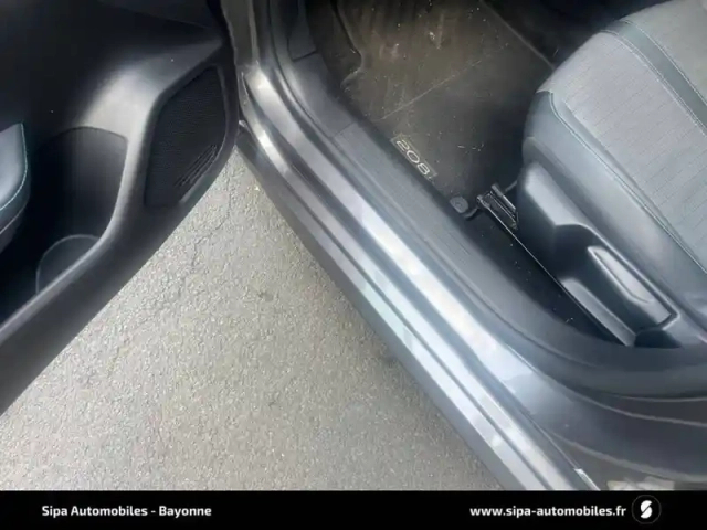 Peugeot 208 puretech 100 s&amp;s bvm6 — photo 10