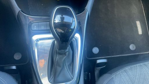 Opel Crossland 1.2 Turbo 130 BVA6 - Elegance – 2020 – 86394 km – Essence – Boîte Automatique — photo 5