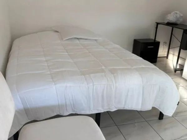 Chambre meublee tout equipee a louer