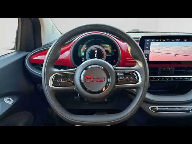 Fiat 500 e 118ch (red) my23 — photo 12