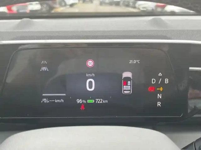 Ford Explorer 286ch extended range 79kwh pack premium rwd — photo 11