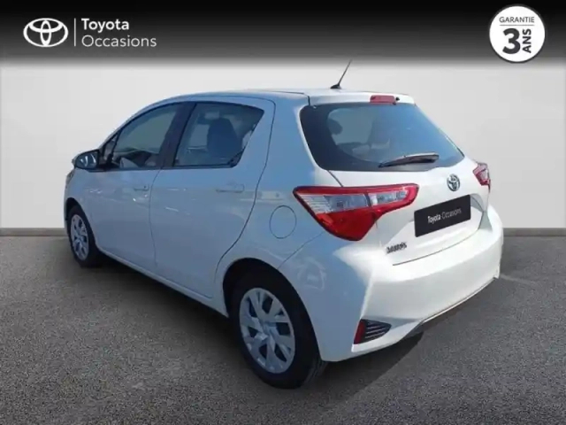 Toyota Yaris 70 vvt-i france connect 5p my19 — photo 2
