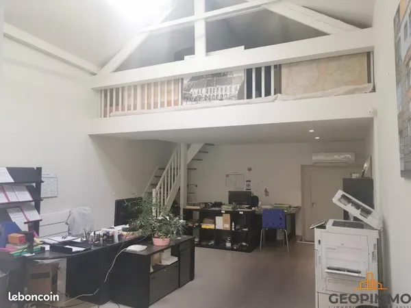 Fonds de commerce bureaux 250 m²