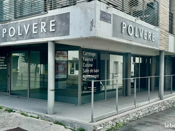 Local commercial 340 m² TOURS