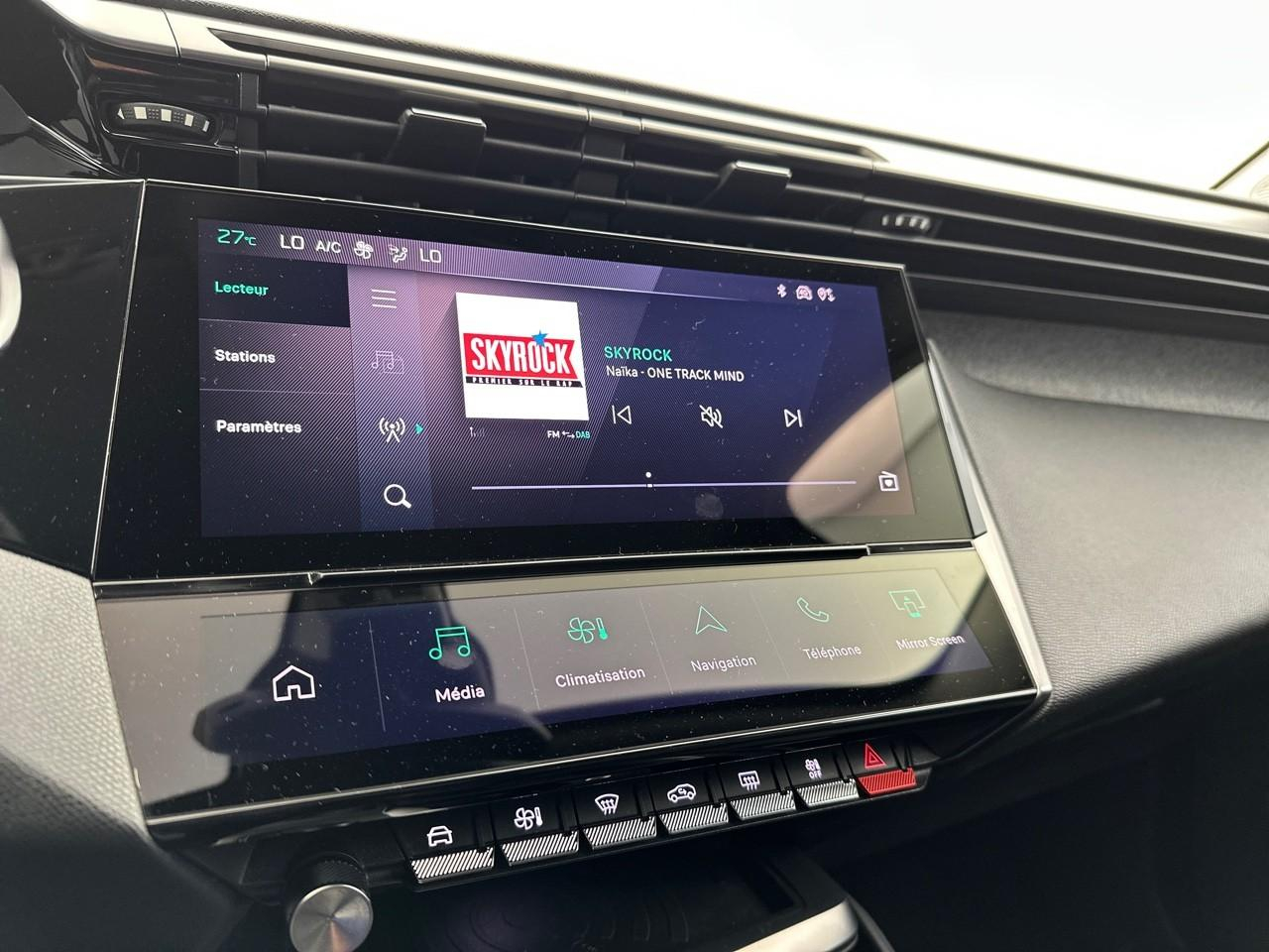Peugeot 308 sw puretech 130ch s&s bvm6 allure pack — photo 23