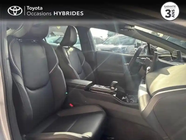 Toyota Prius rechargeable 2.0 hybride rechargeable 223ch lounge my25 — photo 6
