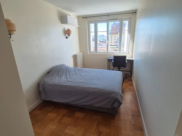 Chambre meublée en colocation - Lacassagne Lyon 3e - 500 CC