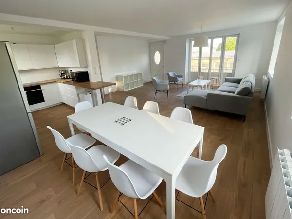 Chambre meublée en colocation - Quatre Chemins