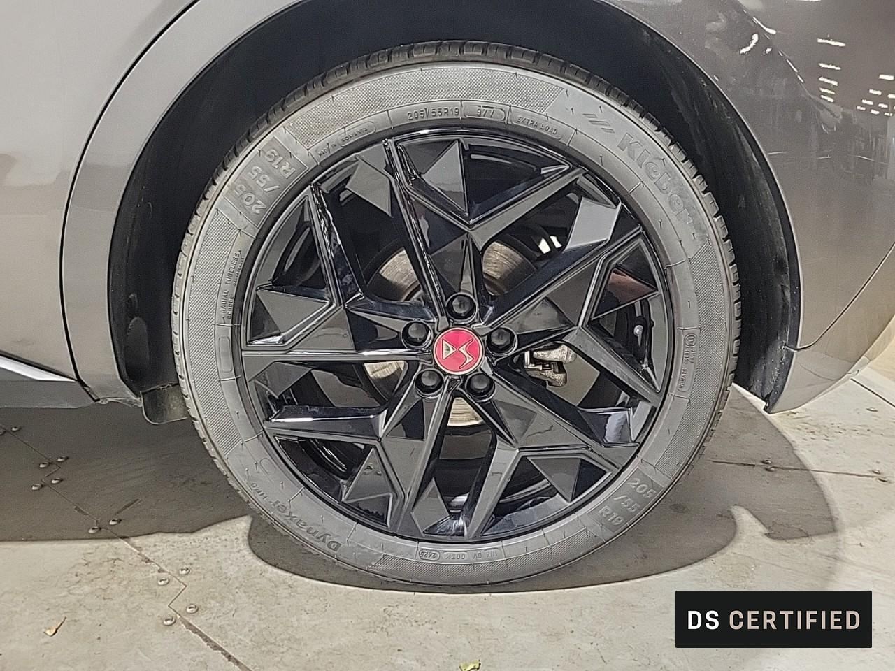 Ds Ds 4 puretech 130 eat8 performance line+ — photo 16