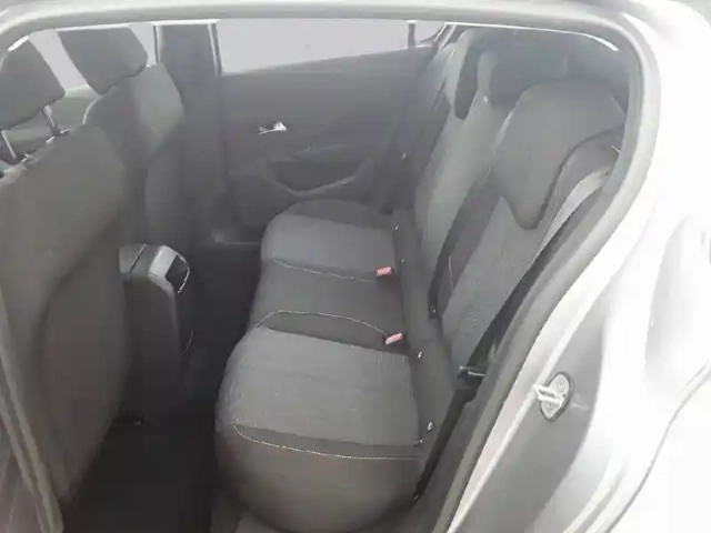 Peugeot 308 hybrid 145 e-dcs6 — photo 35