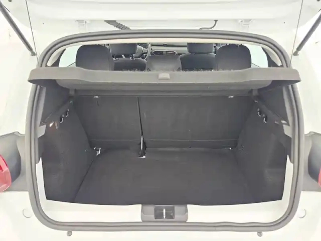 Dacia Sandero sce 65 — photo 71