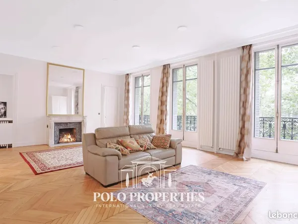 Appartement 6 pièces 175 m²