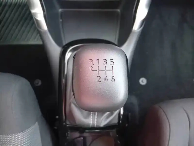 Citroën C3 Aircross puretech 110 s&amp;s bvm6 — photo 24