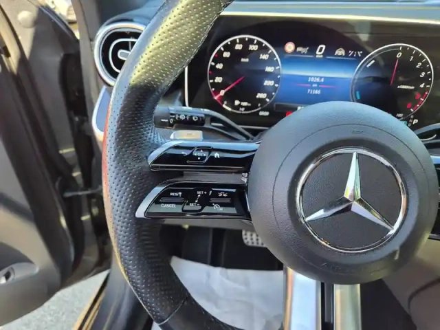 Mercedes Glc 300 de 9g-tronic 4matic — photo 18