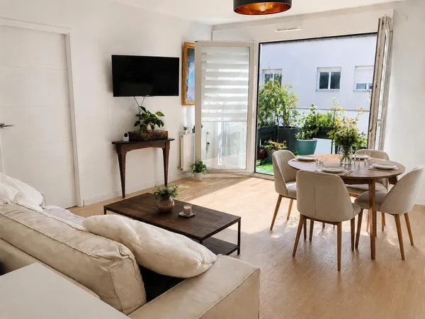 A vendre 3 pièces à Clichy, copropriété récente