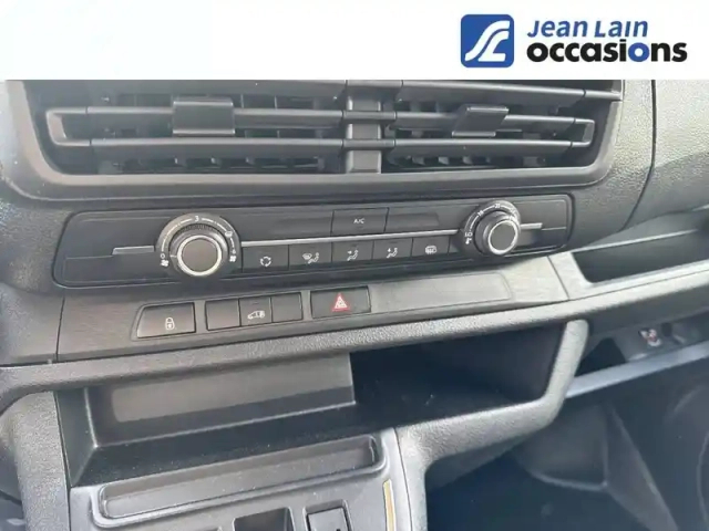 Opel Vivaro fgn taille m bluehdi 145 s&amp;s eat8 — photo 14