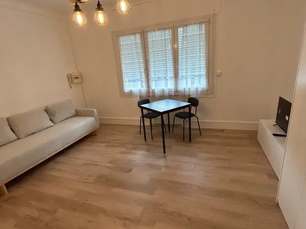 Appartement meublé rénové de 25 m² - Henriville - 630 tout compris