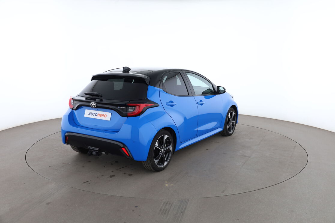 Toyota Yaris 1.5 Hybride Premiere — photo 5