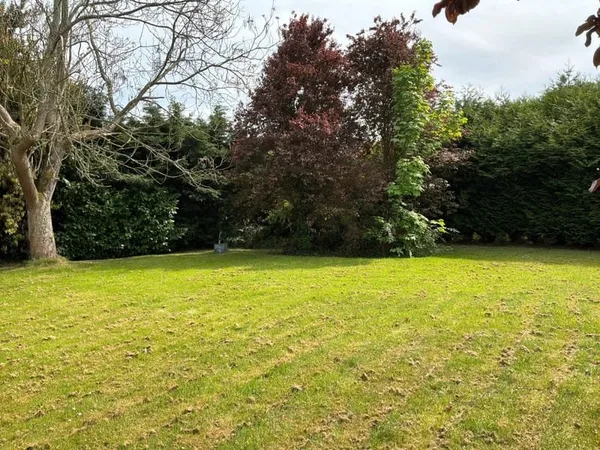 Terrain constructible au coeur de Bretteville l'Orgueilleuse