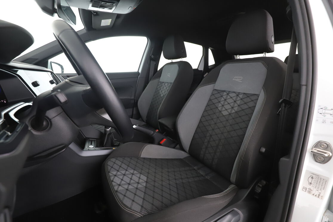 Volkswagen Polo 1.0 TSI R-Line — photo 9