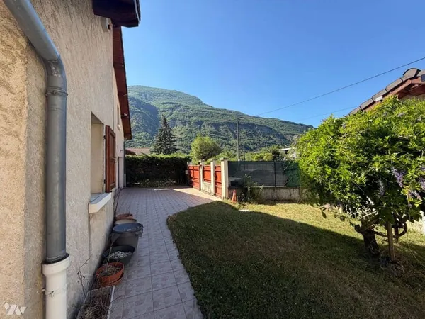 Maison 6 pièces 155 m²