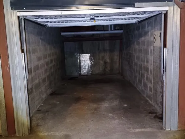 Vente garage Villeurbanne Perralière 69100