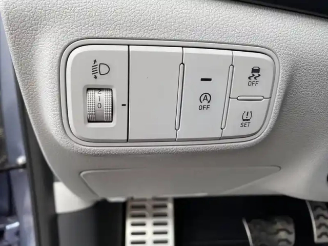 Hyundai Bayon 1.0 t-gdi 100 dct-7 — photo 48