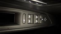 Peugeot 3008 1.2 PureTech 130ch S&S Allure Pack — photo 28