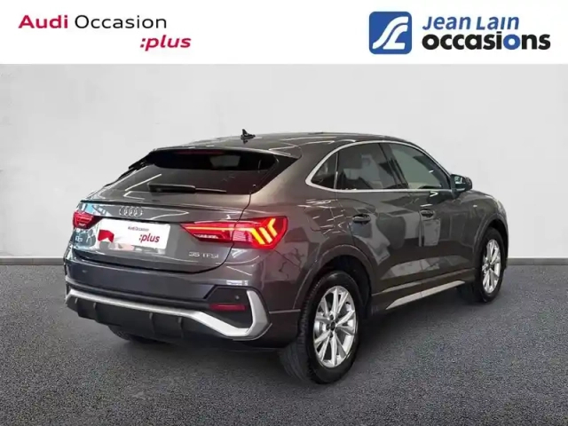 Audi Q3 sportback 35 tfsi 150 ch s tronic 7 — photo 5