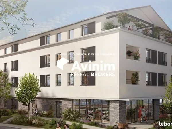 Local commercial 149 m² Lespinasse