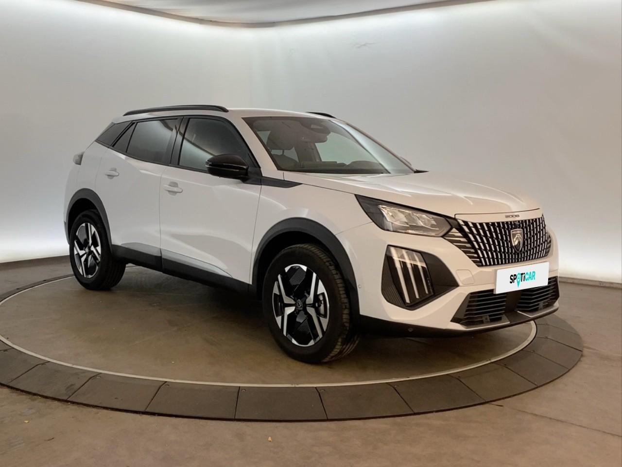 Peugeot 2008 hybrid 145 ch e-dcs6 allure — photo 3