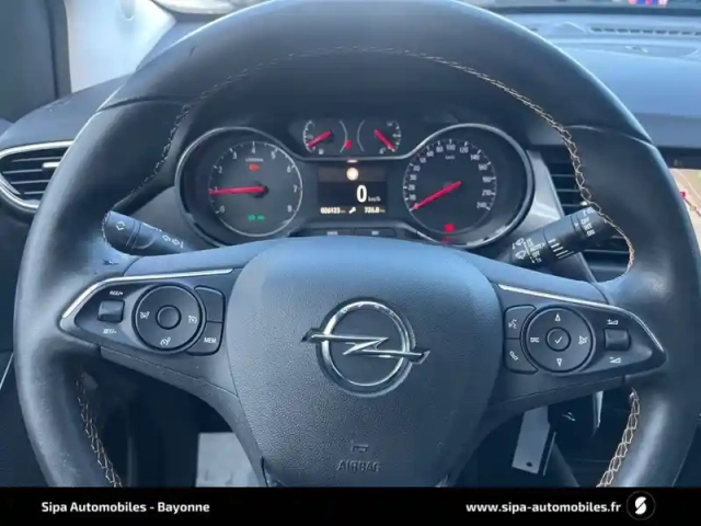 Opel Crossland X 1.2 turbo 110 ch — photo 15