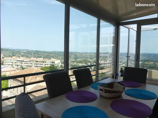 T3 meublé 55 m² avec 60 m² de terrasses + Garage & cave - Vue panoramique - Proximité immédiate cent