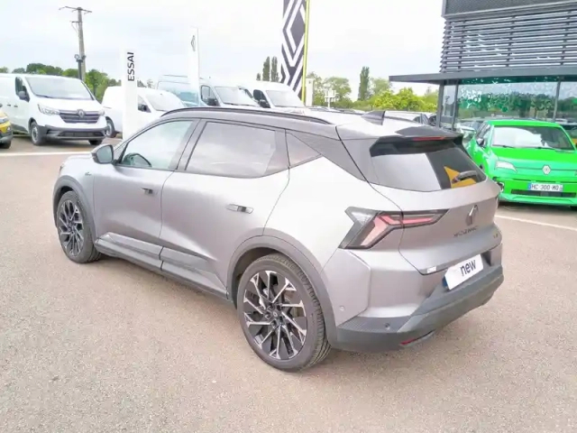 Renault Scenic e-tech électrique 220 ch grande autonomie — photo 3