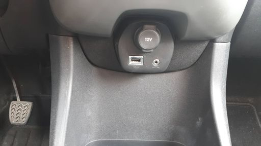Peugeot 108 1.0 VTi 69 - Active – 2014 – 160316 km – Essence – Boîte Manuelle — photo 3