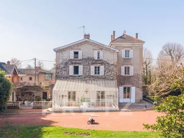 Propriété de caractère - Maison de maître du XIXe siècle au coeur d'un parc arboré de 8000m2