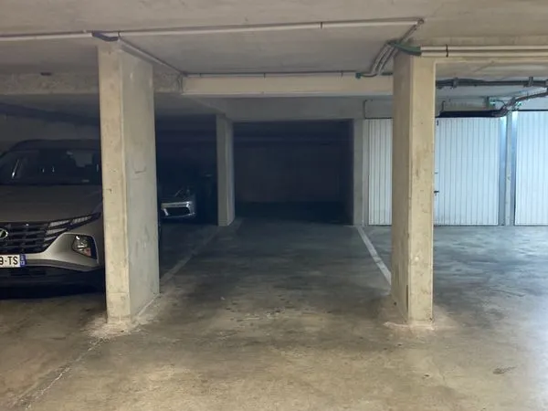 Parking double quartier Rouet Résidence Le Botero 13008